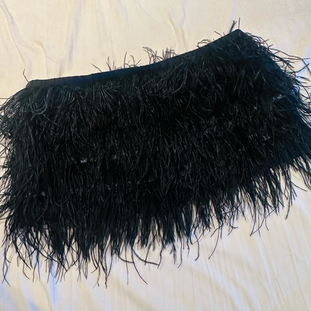 Gianni Bini Black Feathered strapless top